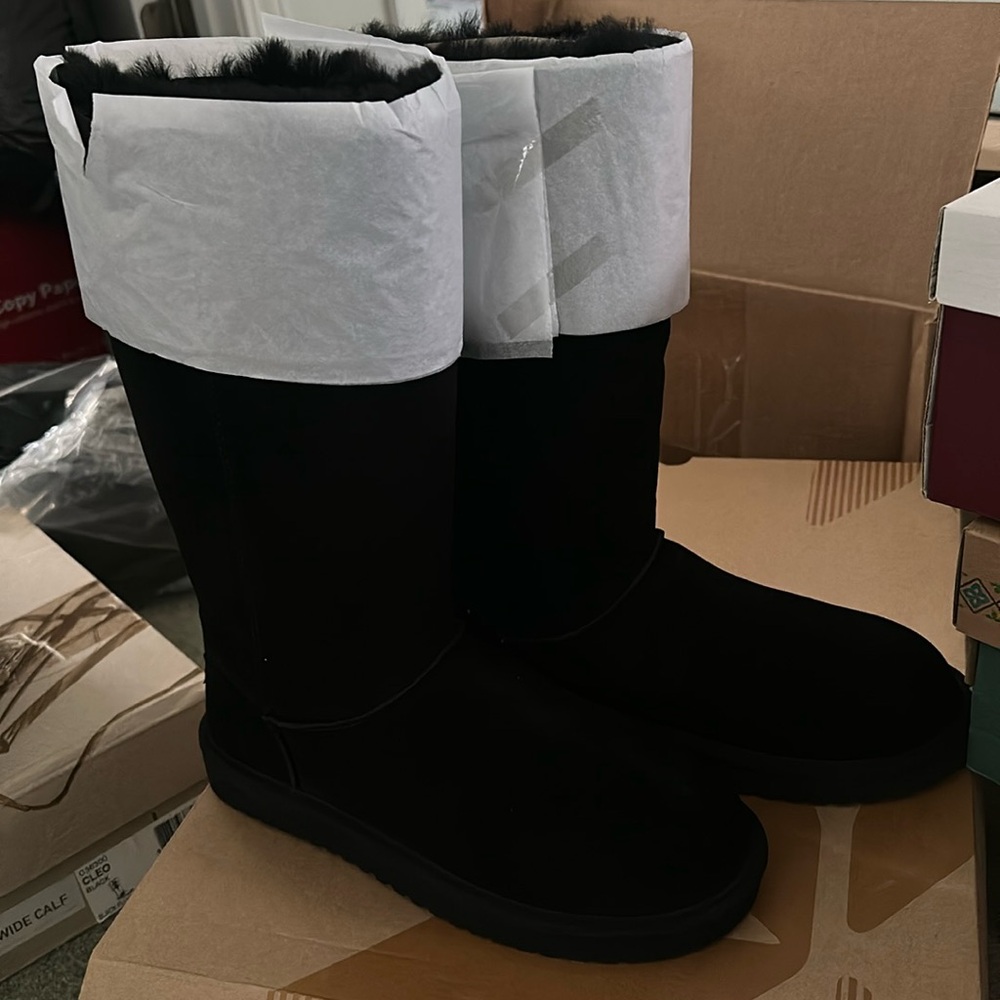 Kookaburra by Ugg W Andrah Boots size 9.0